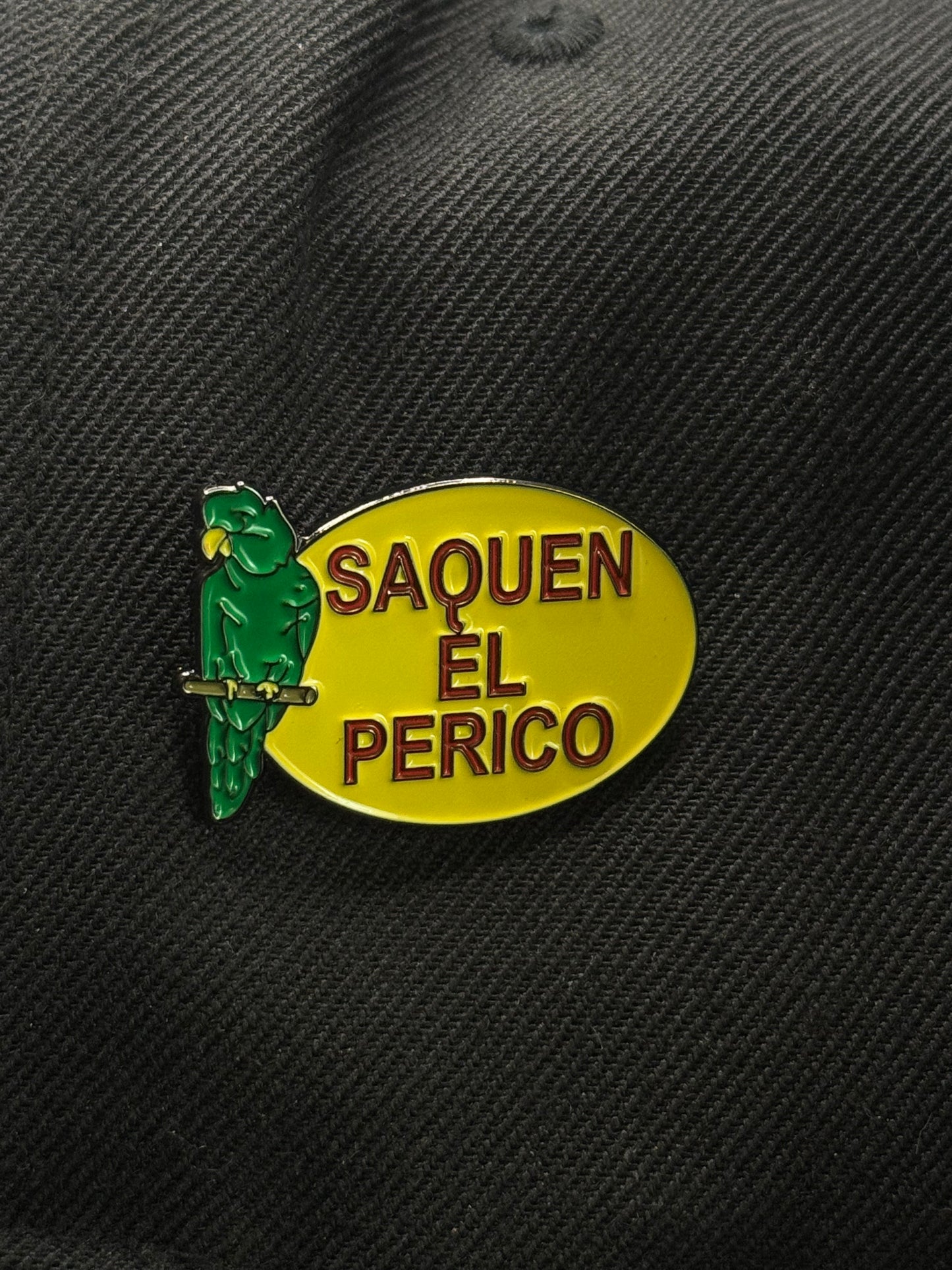 Saquen El Perico Hat Pin
